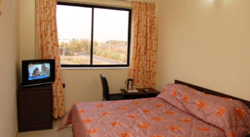 Hotel Royal Regency Bori  Quarto foto